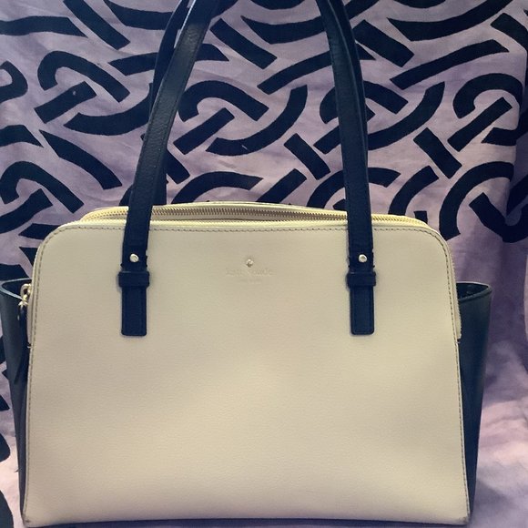 kate spade Handbags - EUC Kate Spade Grand St. Lydia Shoulder Bag